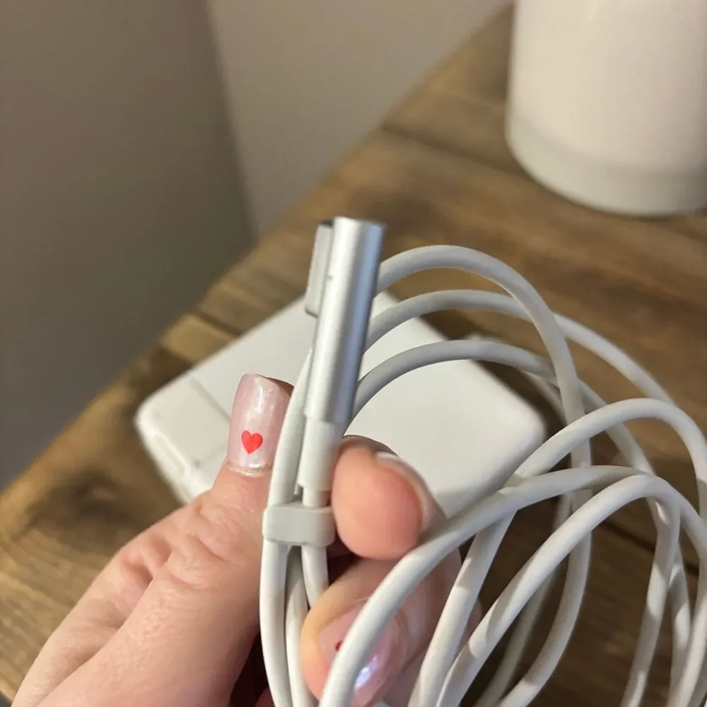 Apple 85W MagSafe AC Adapter Power Cord A1343